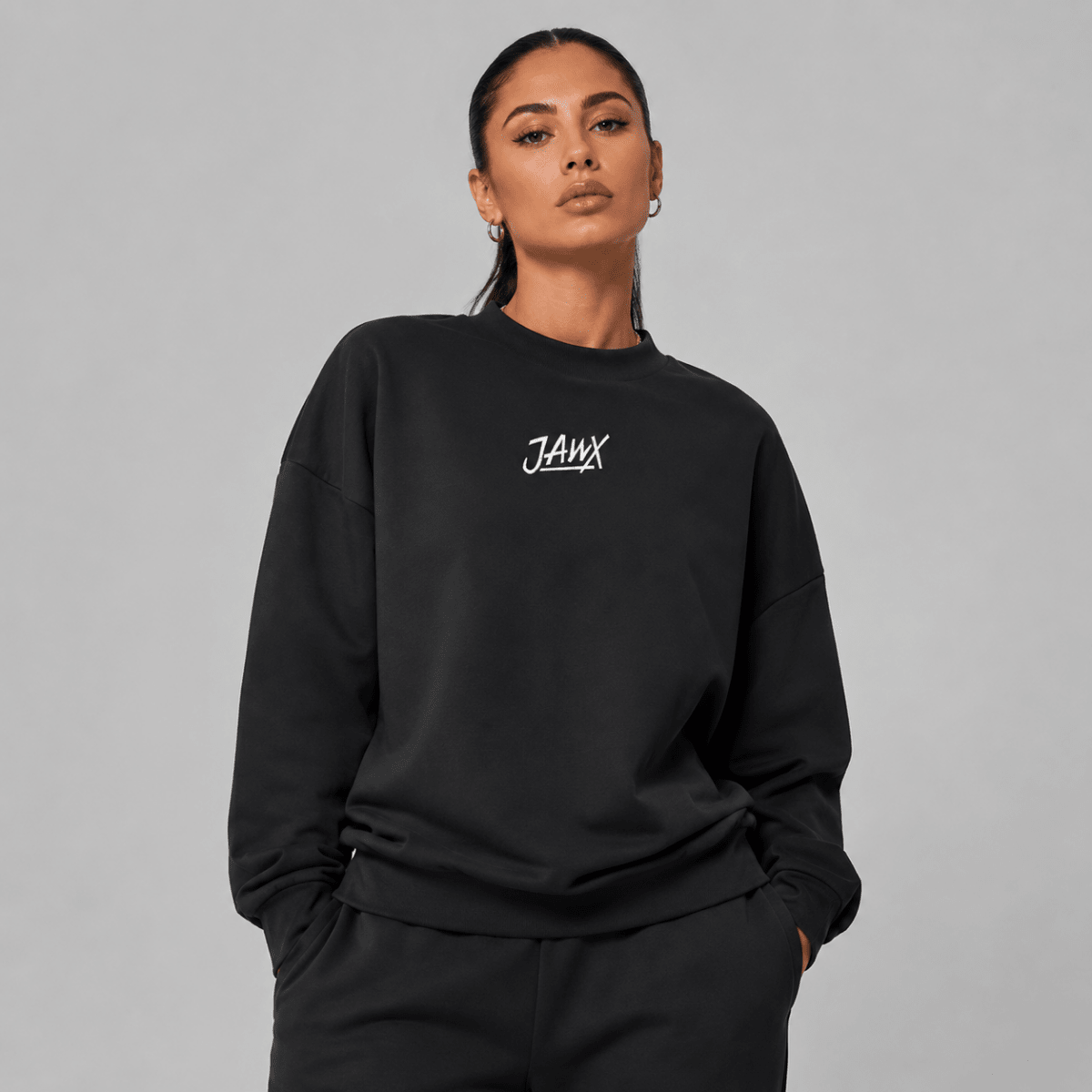 Front_Logo_Sweater_Black