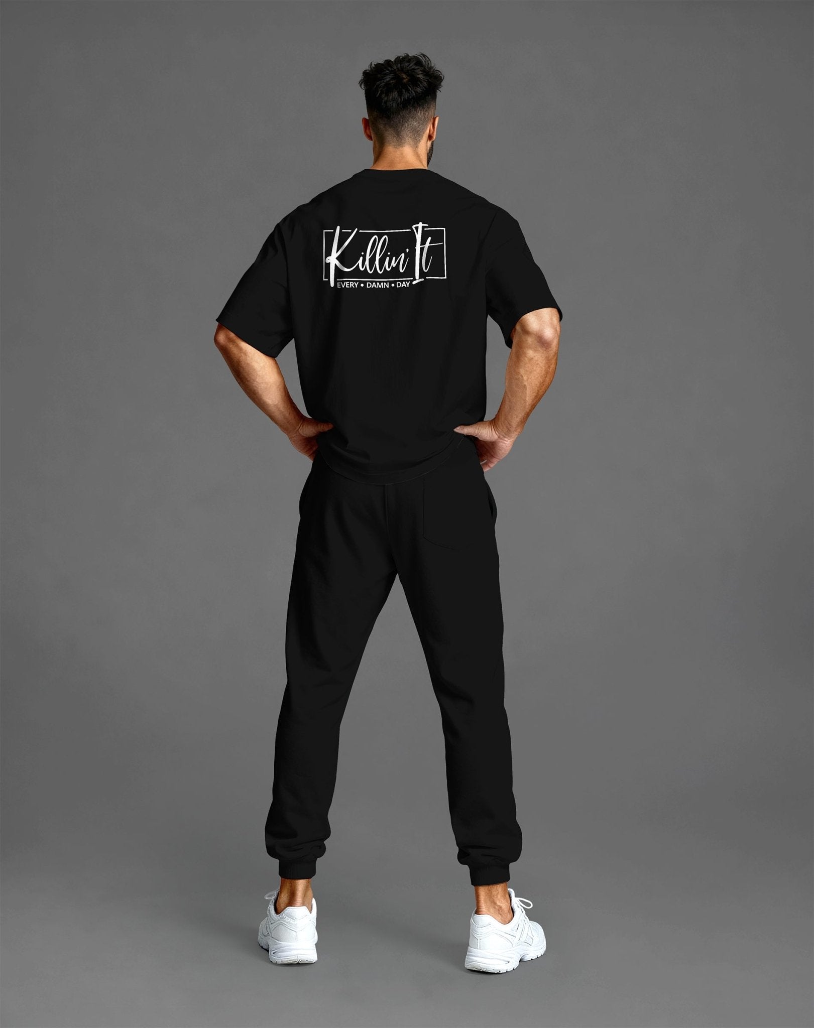 Schwarzes Oversized Herren Gym Shirt mit „Killin’ It – Every Damn Day“ Print – Streetwear für Fokus & Disziplin