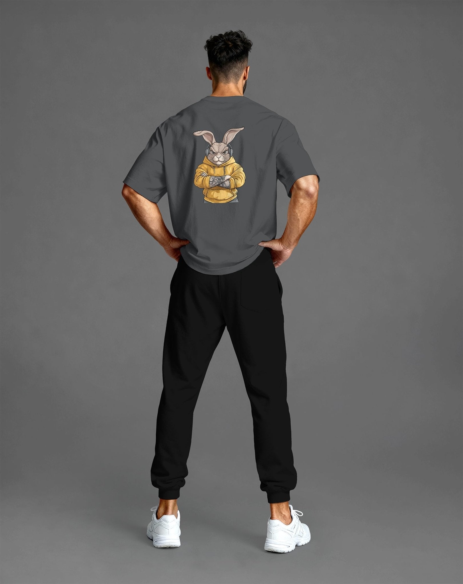 Bunny Edition Shirt in Unbekannt – schnell, frech, anders. JAWX Gym Shirt. ALPHA BUNNY Oversized T-Shirt